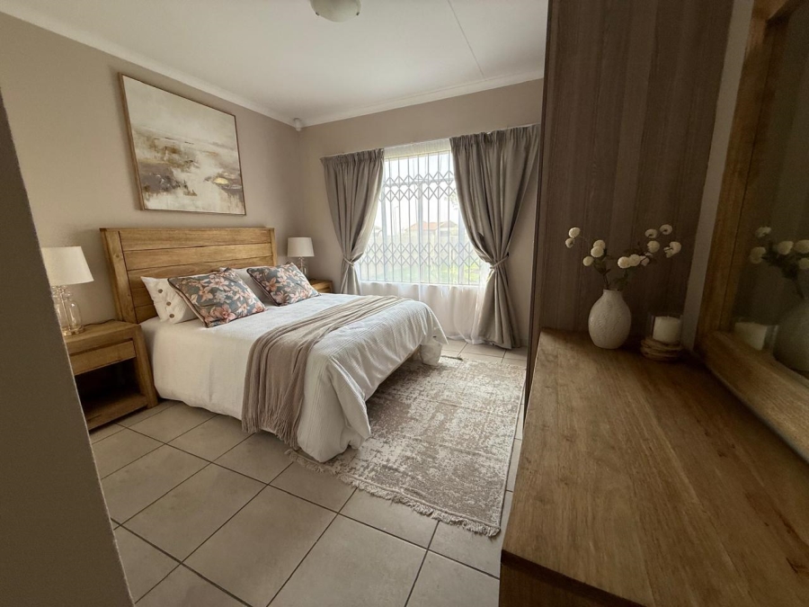 3 Bedroom Property for Sale in Waterkloof East North West